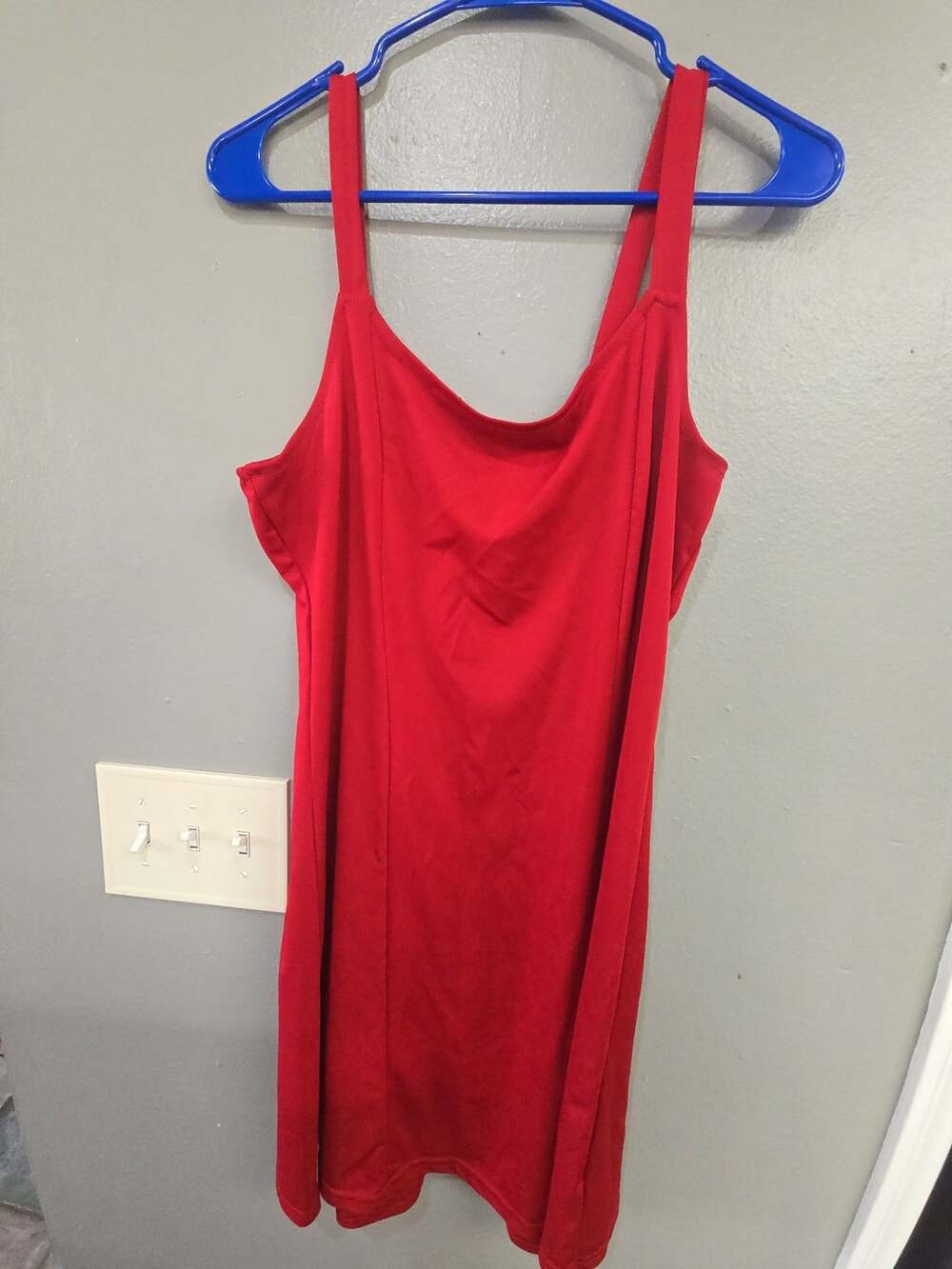 Curve Scoop Front Red Midi Dress